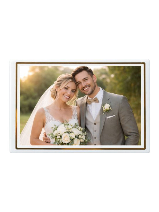 A beautiful image of Wedding photo on porcelain, rectangular showcasing Give your wedding photos a timeless elegance with our rectangular porcelain print. Every detail of your special moments will be captured in brilliant colors and fine resolution. This durable work of art is perfect as a gift or decoration to preserve the magic of your big day forever. available at Porzellanfoto Hemp.