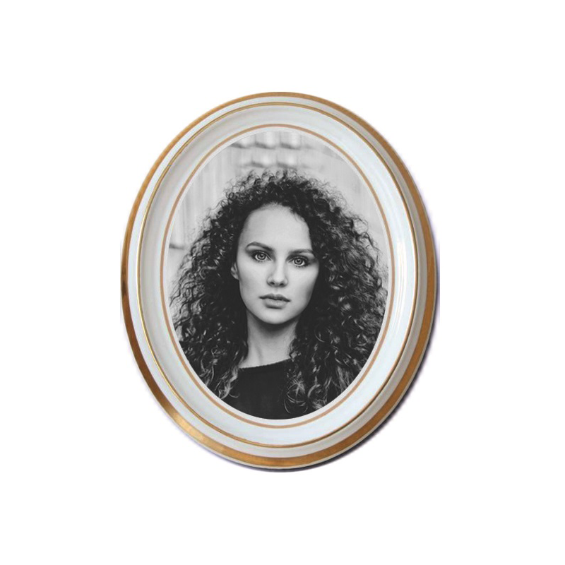 A stylish image of Porcelāna glezna, ovāla - Bohēmija, featuring Porcelāna glezna, ovāla - Bohēmijas struktūra, available at Porzellanfoto Hemp.