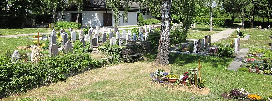 Grave pictures (porcelain pictures), oval and rectangular, as well as heart-shaped